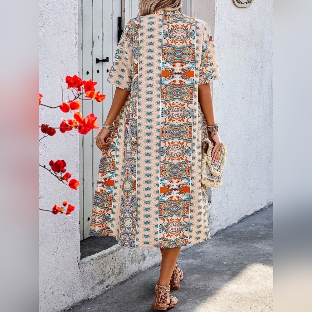 Women Print Suit - Picture 3 of 5